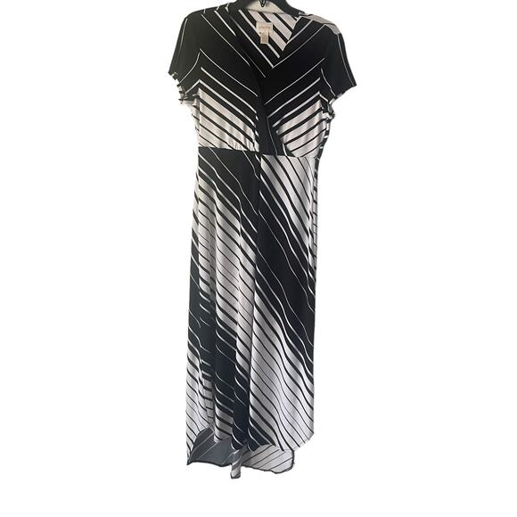 Chico's Women's Size 1 Small Black White Geometric Striped Maxi Dress - Picture 1 of 10